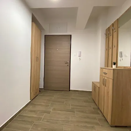 Simonovski's 2 * Skopie