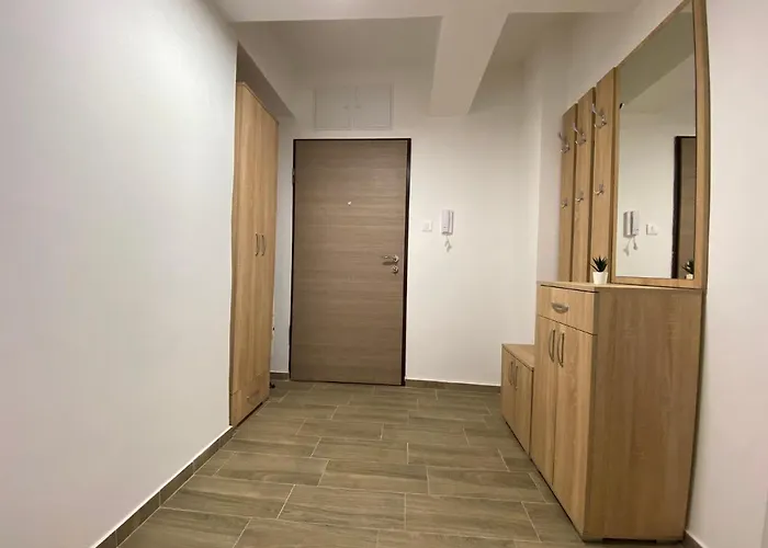 Simonovski's 2 * Skopje